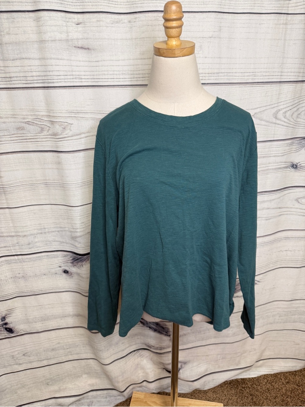 Kirkland Signature Teal Green Long Sleeve Crewneck Tee